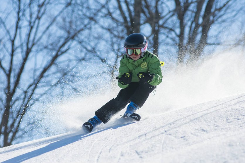 何よりも楽しい子どもと一緒にスキーができる！子ども用スキーセット3